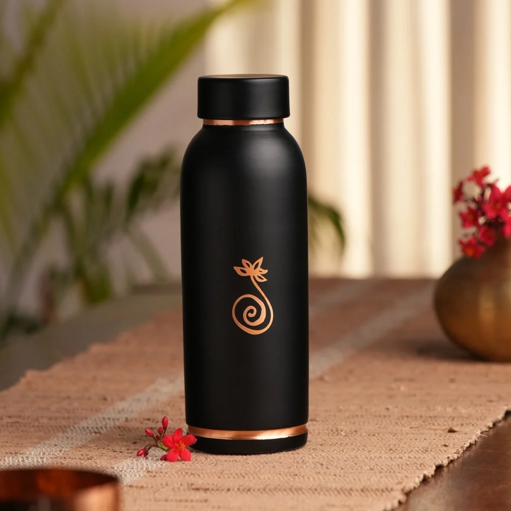 Compact Copper Water Bottle - 700 Ml (Coated)